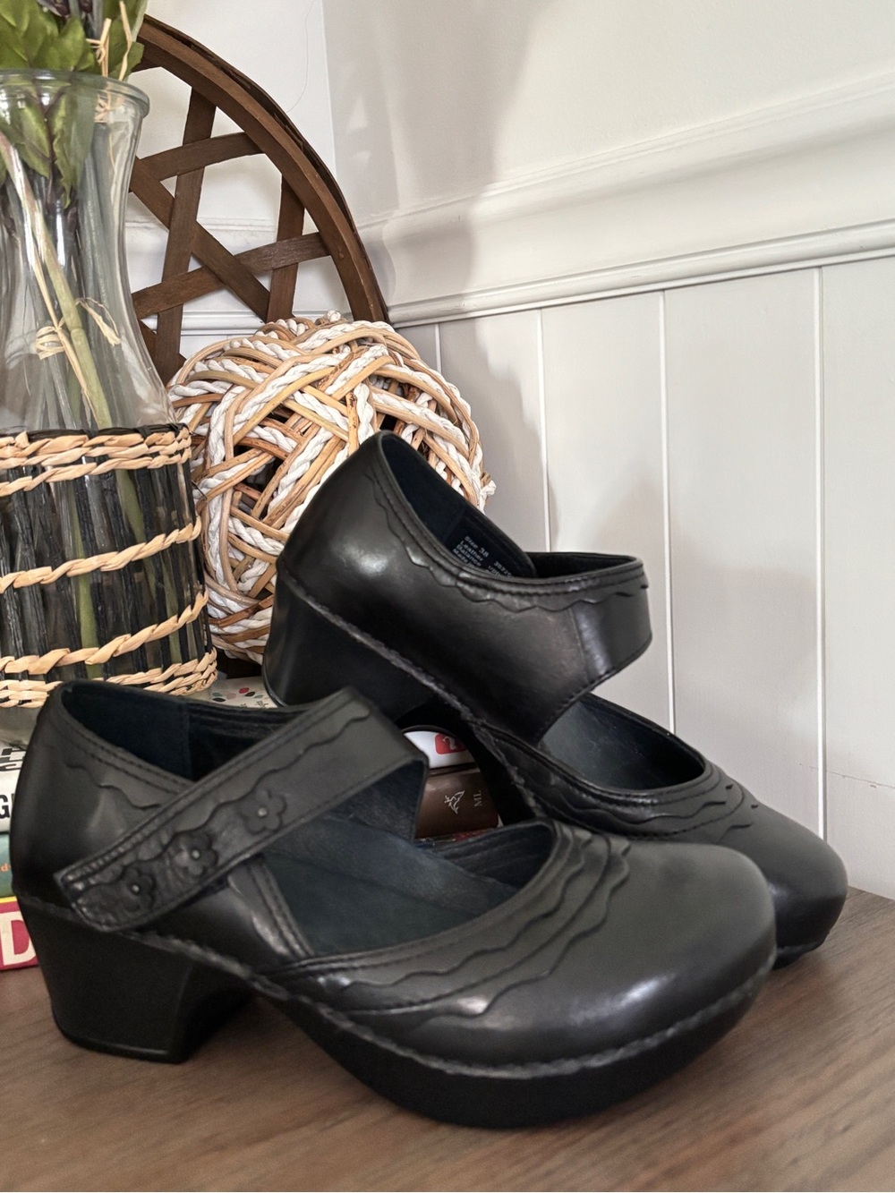 Dansko Black Leather Harlow Clogs Mary Jane Shoes EU Size 38 / US 7.5-8